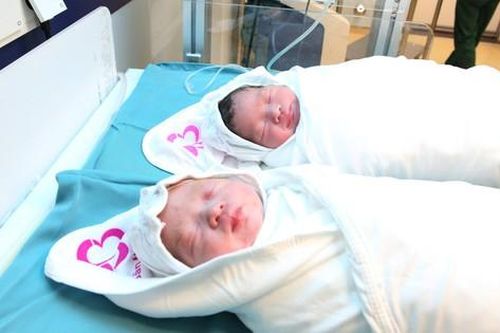Em bé thứ 300 chào đời bằng thụ tinh trong ống nghiệm tại BV Sản Nhi tỉnh Phú Thọ