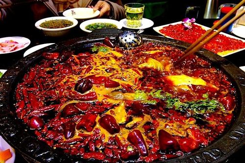 Lẩu Tứ Xuyên có thang đo độ cay 'chuẩn'