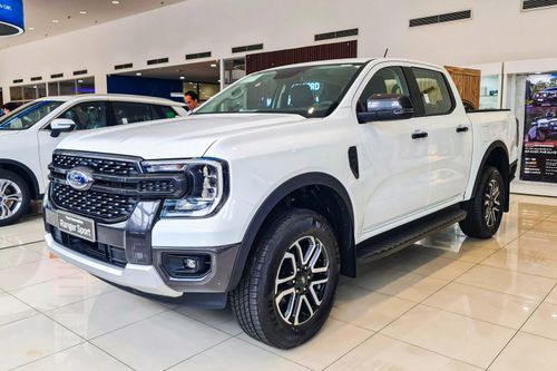 Chi tiết Ford Ranger Sport có giá 864 triệu đồng tại Việt Nam