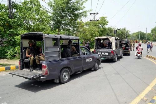Cảnh sát Pakistan lục soát nhà cựu Thủ tướng Imran Khan