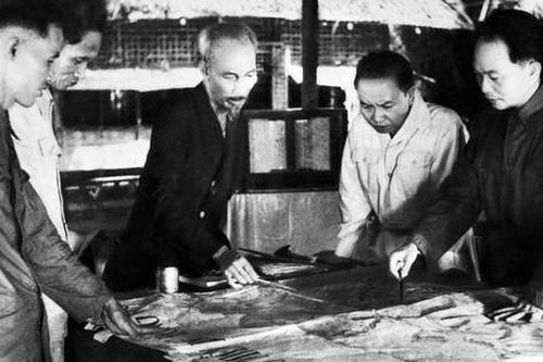 Chủ tịch Hồ Chí Minh: Người sáng lập, lãnh đạo Đảng Cộng sản Việt Nam