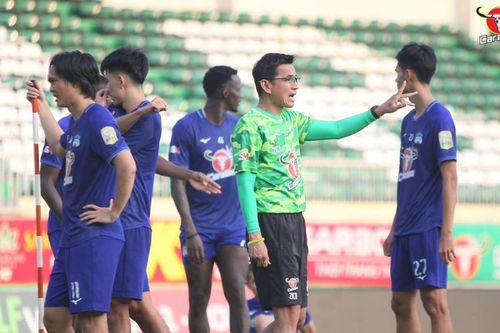 Bóng đá Việt Nam ngày 19/5: HAGL đấu Thanh Hóa (19h00)