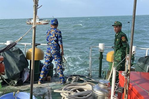 Bộ đội Biên phòng Kiên Giang cứu hộ thành công tàu bị nạn trên biển