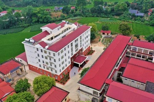 Nhà khám chữa bệnh - Bệnh viện Đa khoa huyện Định Hóa chính thức đi vào hoạt động
