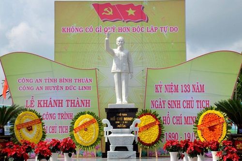 Khánh thành Tượng đài Chủ tịch Hồ Chí Minh trong khuôn viên Công an huyện Đức Linh