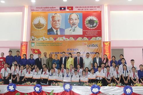 Kỷ niệm 133 năm Ngày sinh Chủ tịch Hồ Chí Minh tại Lào