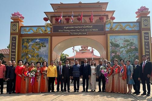 Kiều bào Thái Lan kỷ niệm 133 năm Ngày sinh Chủ tịch Hồ Chí Minh