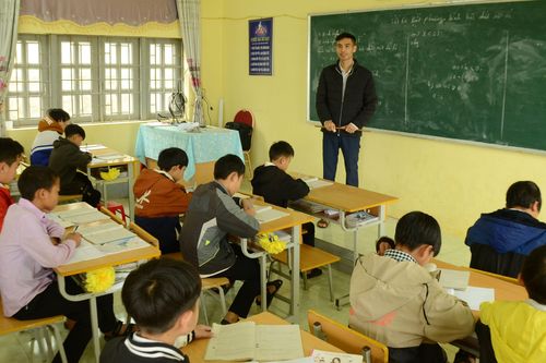 'Chảy máu' nhân lực giáo dục vùng khó (bài 2)