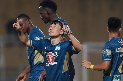 Hoàng Anh Gia Lai hòa hú vía trước Thanh Hóa vòng 8 V.League
