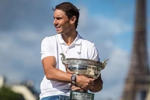 Rafael Nadal chấn thương, không dự giải Pháp mở rộng và ẩn ý giải nghệ sự nghiệp quần vợt