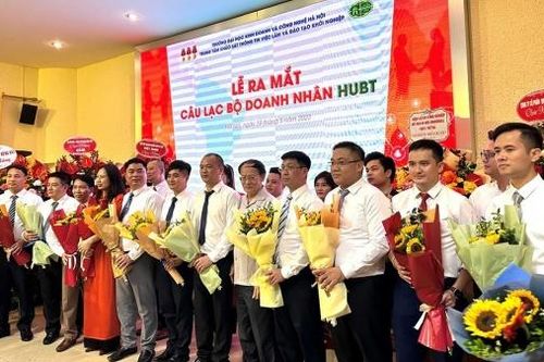 Lễ ra mắt Câu lạc bộ doanh nhân HUBT