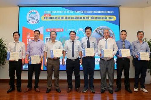Chia sẻ kinh nghiệm trong lĩnh vực gây mê hồi sức