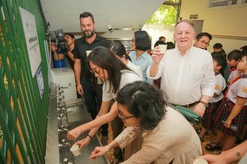 Đem nước sạch về 5 trường học khó khăn ở TPHCM