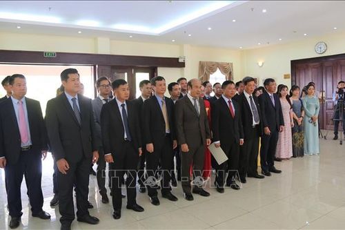 Đảng bộ tại Campuchia tri ân công đức lớn lao của Bác Hồ