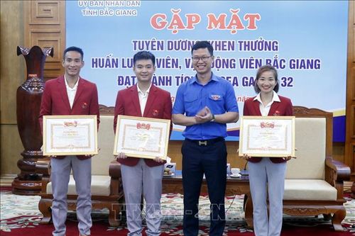 Bắc Giang: Khen thưởng HLV, VĐV đạt thành tích tại SEA Games 32