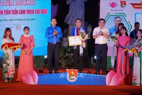 Đồng Tháp: Tuyên dương thanh niên tiên tiến làm theo lời Bác