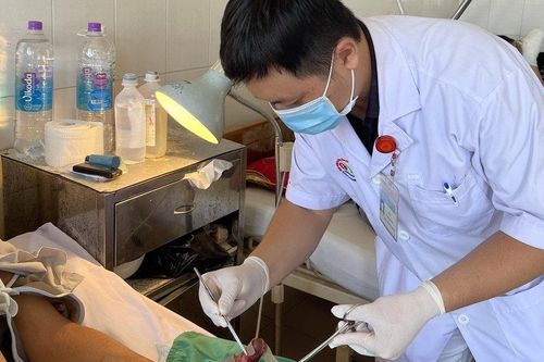Khánh Hòa: Nối thành công 3 ngón tay bị đứt lìa cho nam bệnh nhân