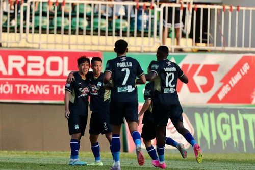HAGL 'chết hụt' trước đội đầu bảng Thanh Hóa