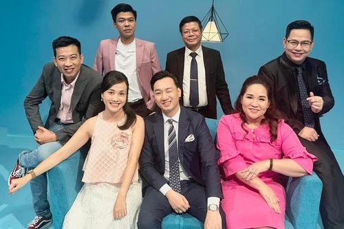 'Anh Chánh Văn' bắt tay cùng 'bà mối 8x' làm cố vấn tình yêu