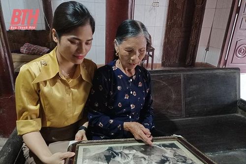Tháng 5 về thăm Yên Trường
