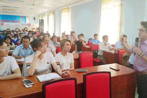 Tập huấn nâng cao năng lực bảo vệ, phòng, chống xâm hại trẻ em