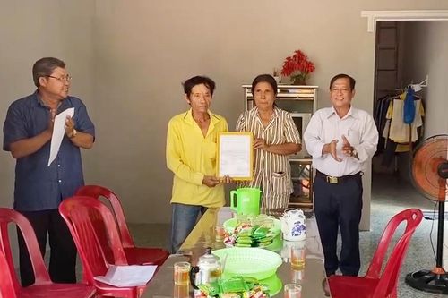 Công ty TNHH Liên doanh Antraco tài trợ 50 triệu đồng xây dựng nhà Đồng đội