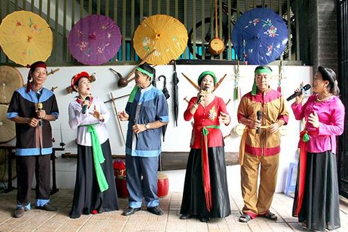 Đam mê sưu tầm nhạc cụ dân tộc