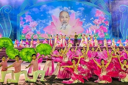 Luôn thấm nhuần lời dạy của Bác