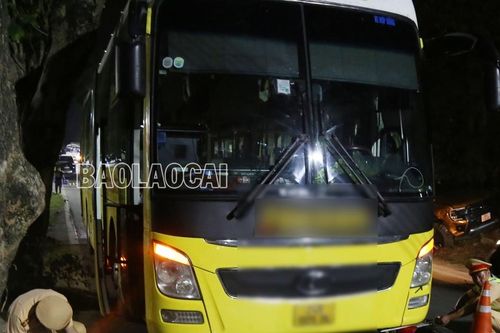 Tai nạn nghiêm trọng khiến 3 học sinh tử vong