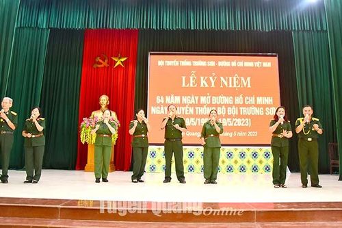Gặp mặt kỷ niệm 64 năm ngày mở đường Hồ Chí Minh – Ngày truyền thống Bộ đội Trường Sơn