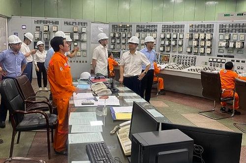 Nhiệt điện Phả Lại: Tiếp đoàn công tác đến tham quan, trao đổi kinh nghiệm