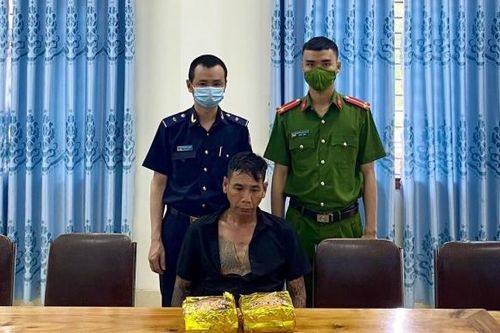 Nghệ An: Phá chuyên án vận chuyển hơn 2 kg ma túy đá từ khu vực biên giới vào nội địa