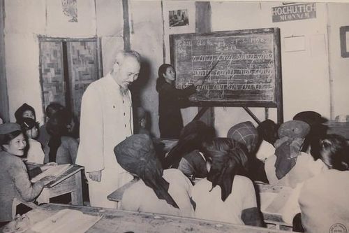 Giáo huấn của Chủ tịch Hồ Chí Minh cho sự phát triển giáo dục Việt Nam