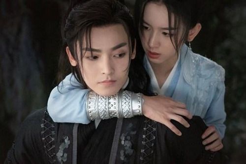 'Hộ tâm' không tạo hiệu ứng như 'Trường nguyệt tẫn minh, vì đâu?