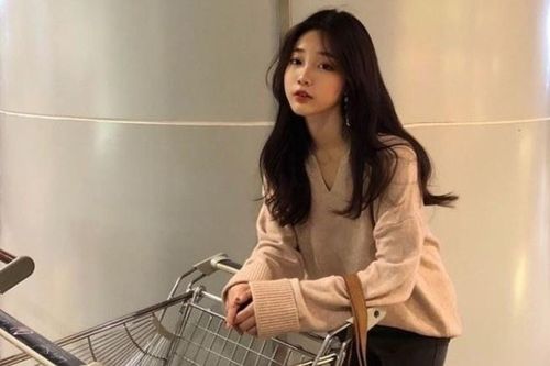 Nghịch lý tiêu tiền của thanh niên Hàn Quốc