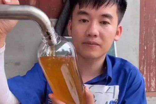 QLTT vào cuộc vụ Hưng Vlog bán mật ong giá hơn 100.000 đồng/lít