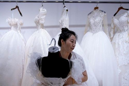Cô gái bị chế giễu khi tìm chồng ở tuổi 32