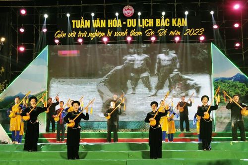 Du khách có thêm cơ hội khám phá trải nghiệm văn hóa vùng cao