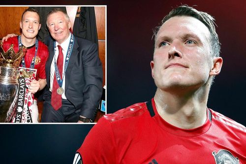 Tin nóng bóng đá sáng 20/5: MU chia tay Phil Jones, Liverpool sắp hoàn tất 'bom tấn'