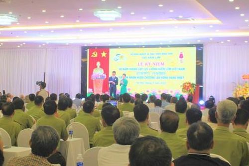 Cục Kiểm lâm đón nhận Huân chương Lao động hạng Nhất