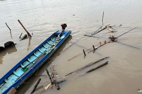 Cà Mau tiếp tục sạt lở đất ven sông