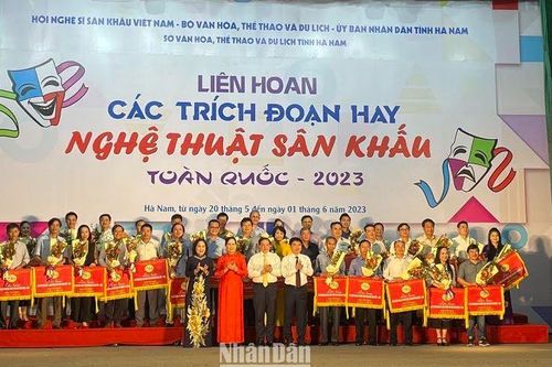 Khai mạc Liên hoan các trích đoạn hay nghệ thuật sân khấu toàn quốc năm 2023