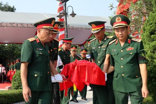 Nghệ An tổ chức trọng thể Lễ Truy điệu và an táng 96 hài cốt liệt sĩ hy sinh tại Lào