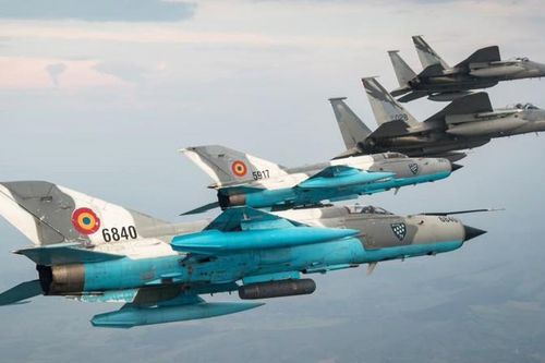 Thay vì F-16, Ukraine sẽ nhận... tiêm kích MiG-21 Lancer?