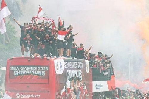 Bola Times khẳng định 'bóng đá Indonesia sánh ngang Việt Nam'