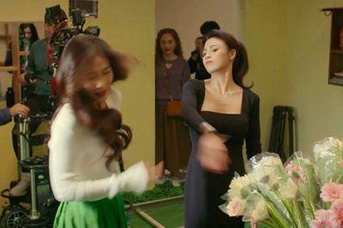 Hàng triệu người xem cảnh Lương Thu Trang tát Khả Ngân trên sóng giờ vàng