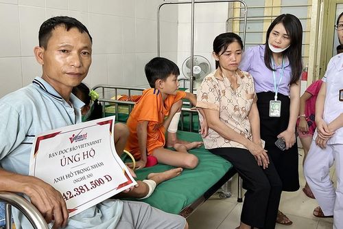 Bạn đọc giúp đỡ 3 anh em trong vụ nổ gara ở Nghệ An