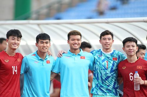 Cầu thủ U22 Việt Nam đối mặt nguy cơ dự bị ở V-League