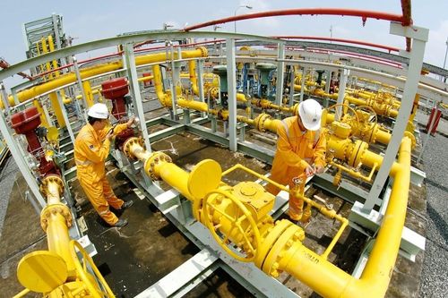 EVN đề nghị nhường khí cho phát điện, PVN nói khó