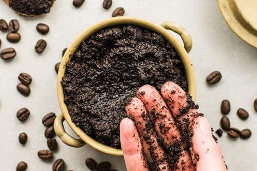Đừng vội đổ bã cà phê đi, 7 cách tận dụng này giúp ích rất nhiều cho gia đình bạn